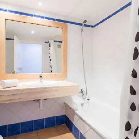 Gala 1 Apartment